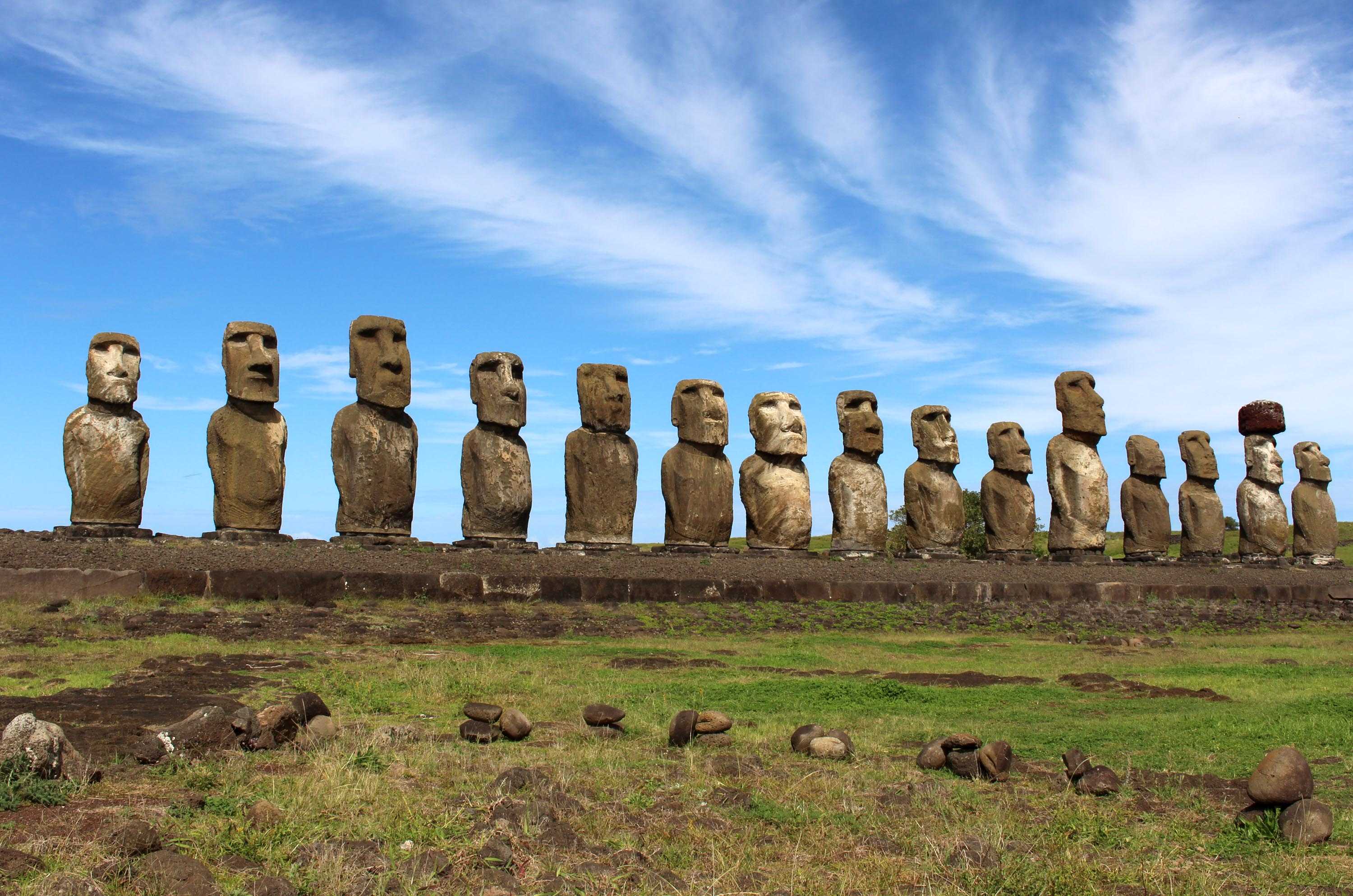 Easter Island's mysterious moai statues face environmental threat - ABC News